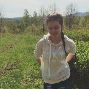 Meet your Posher, Sabrina